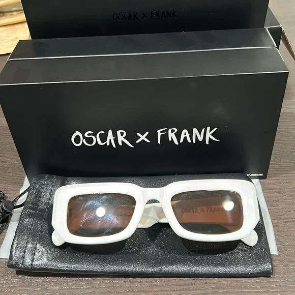 Never Worn Sunnies Never worn sunglasses with gold chain attached.... | Depop main image 4